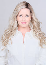 Load image into Gallery viewer, Dalgona 23 / Dalgona 23 Balayage Wig by Belle Tress Belle Tress All Products