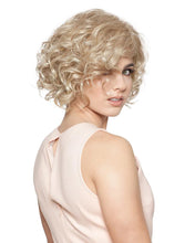 Load image into Gallery viewer, 583 Heidi by Wig Pro: Synthetic Wig WigUSA
