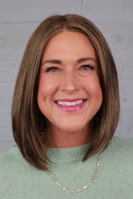 Load image into Gallery viewer, Jon Renau Wigs - Clementine (#6014)
