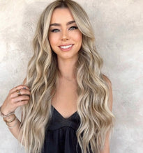 Load image into Gallery viewer, Zienna Human Hair Wig – Long Wavy 24" Lace Wig | Canada

