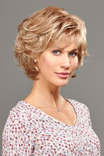 Load image into Gallery viewer, Henry Margu Wigs - Gianna (#4766)
