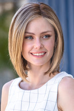 Load image into Gallery viewer, Cameron Lite - Petite (#5857) Wig
