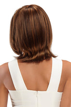Load image into Gallery viewer, Jon Renau Wigs - Alia - Petite (#5145)

