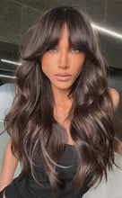 Load and play video in Gallery viewer, model wearing bree human hair wig turning her head and smiling
