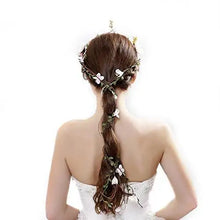 Load image into Gallery viewer, aesthetic rattan flower vine crown tiara hair accessory
