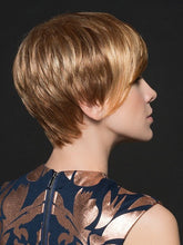 Load image into Gallery viewer, Point | Perucci | Synthetic Wig Ellen Wille
