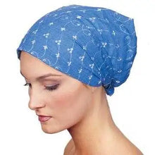 Load image into Gallery viewer, eyelet scarf
