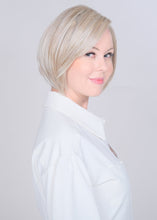 Load image into Gallery viewer, Hand-Tied Bellissima Wig by Belle Tress
