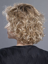 Load image into Gallery viewer, Loop | Changes Collection | Synthetic Wig Ellen Wille
