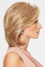 Load image into Gallery viewer, Raquel Welch Wigs - Upstage - Petite
