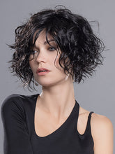 Load image into Gallery viewer, Turn | Changes Collection | Synthetic Wig Ellen Wille
