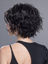Load image into Gallery viewer, Turn | Changes Collection | Synthetic Wig Ellen Wille
