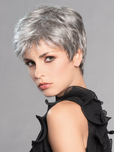 Load image into Gallery viewer, Debbie | Perucci | Synthetic Wig Ellen Wille
