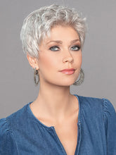 Load image into Gallery viewer, Tab | Perucci | Synthetic Wig Ellen Wille
