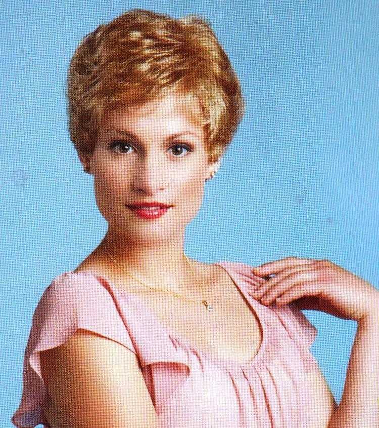 Raquel (Hand -Tied) Synthetic Wig New Image Wigs
