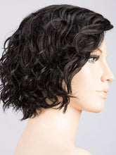 Load image into Gallery viewer, Turn | Changes Collection | Synthetic Wig Ellen Wille
